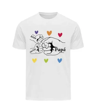Playera con imagen de manos de padre e hijos